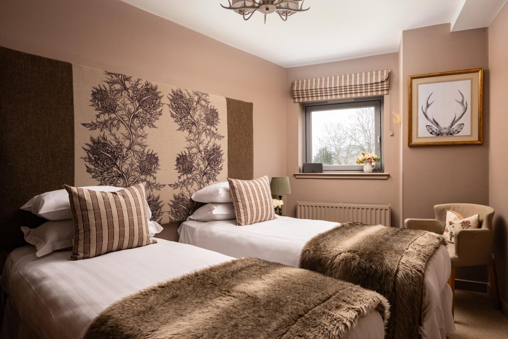 Highland Club Direct Apartment Fort Augustus Exterior photo